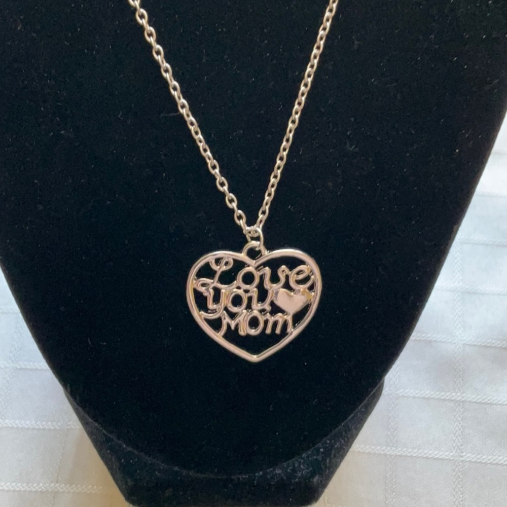 3 for $30 - Silver Heart 'Love You Mom' Necklace